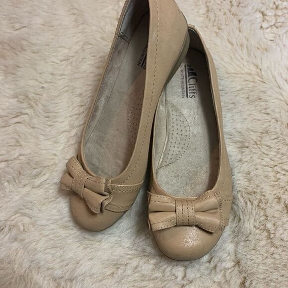 Cliffs Womens Holla Comfort Slip on ballets flats leather shoes sz 6.5 - Picture 4 of 8